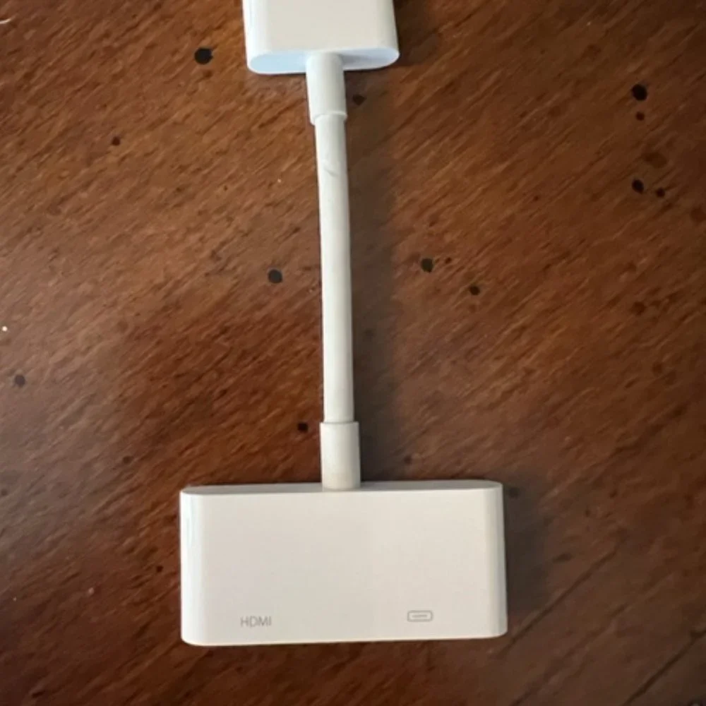 Apple HDMI/ USB Adapter